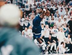 PG游戏官网登录入口-雄鹿B队力克奇才，米尔萨普三分雨点燃全场