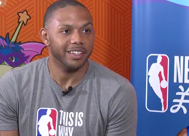 PG平台-篮网总经理弗兰克谈续约夏登:他是我们的未来核心