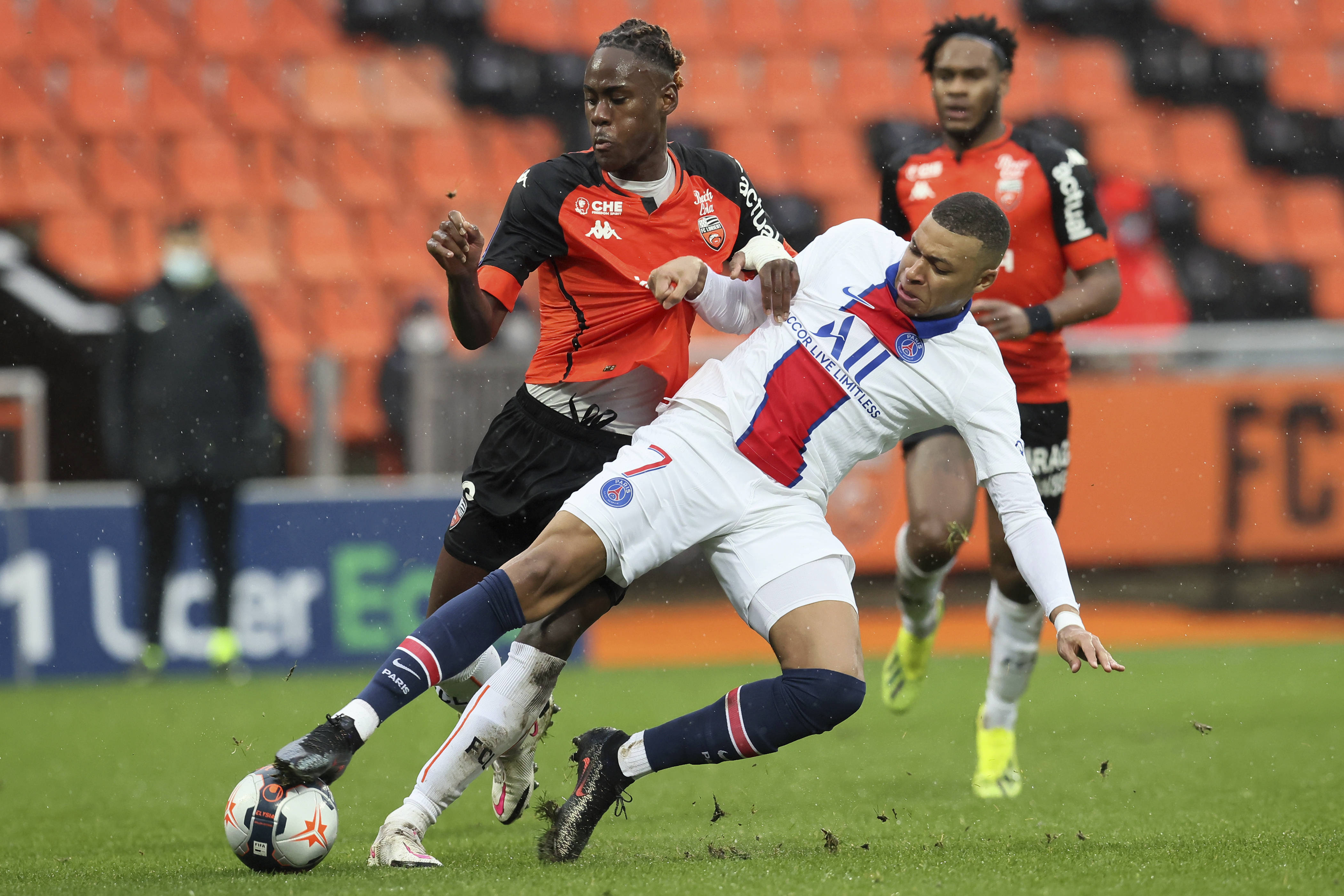 PG游戏官网登录入口-里斯本皇家马德里队取胜布达佩斯国际队，晋级决赛